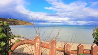 Waterfront with sea view! - Homestays