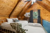 The Wildflower:  Mountain Views, Sauna, Hot Tub, Game Room, Fire Pit, Sleeps 12 - Gym