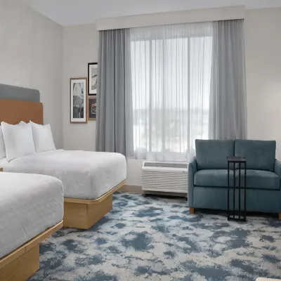 Hampton Inn by Hilton East Peoria Hotels near Caterpillar Corporate Office