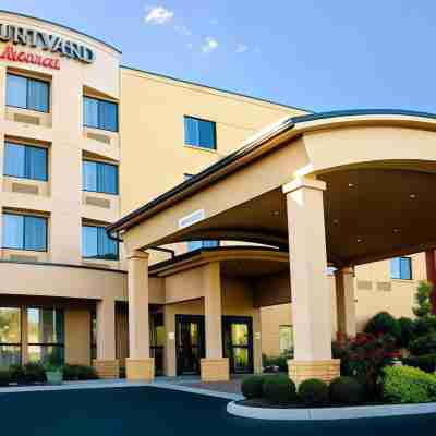 Courtyard Blacksburg Hotel Exterior