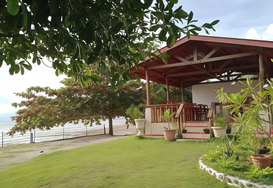 Bonita Oasis Beach Resort