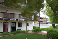E-Z 8 Motel Old Town - spa