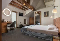 Uniqato Hotel Hotels near Парк Мол Стара Загора