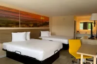 Days Inn by Wyndham Branson Near Theatre District
