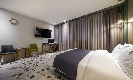Stay-Inn Hotel - Housity
