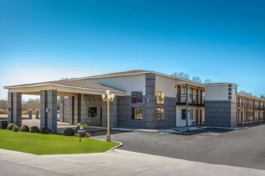 Days Inn by Wyndham Waco Near Downtown/University