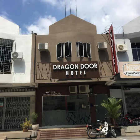 Dragon Door Hotel