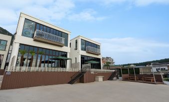 Chilwol Kids Pool Villa Namhae Seongu