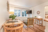 Beachwood Waterfront Resort