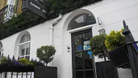 Alhambra Hotel