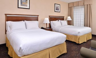 Holiday Inn Express & Suites West Chester