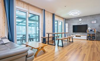 Daebudo Oullim Pool Villa Pension