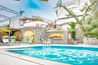 Hotel Annabelle - Pools