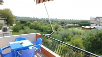 Friends House - Borsh Hotel - con vistas al mar