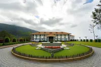 Le Montfort Resort