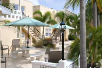Venice Beach Villas Hotels in Venice