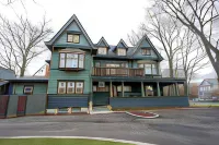 Stone Soup Inn