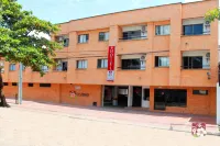 Apartahotel Los Cerezos Hotels in Neiva