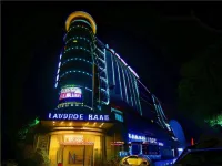 Lavande Hotel (Dongguan Tangxia Rainbow High-speed Railway South Station Branch) Отели рядом с достопримечательностью «Площадь Time Square»