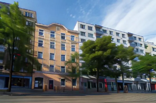 Hotel Leon Hotels near Prague 7