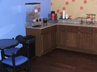 Americas Best Value Inn Waco - breakfast