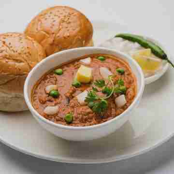 Collection O Pune Phoenix Mall Dining/Meeting Rooms