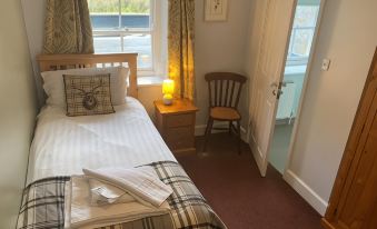 The Elks Head Inn