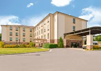 Comfort Inn & Suites Fort Smith I-540 Hotels in Форт-Сміт