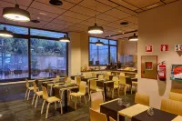 Hotel Bilbao Plaza - 2-Star
