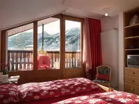 Poschiavo Suisse Hotel & Traditional Fondue Stube Hotels in Poschiavo