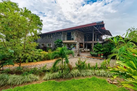 NQ Hotel Orinoquia Отели в г. Рестрепо