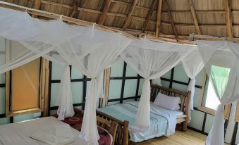 Songbird Safari Lodge & Campsite