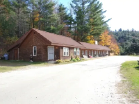 Pine Crest Motel & Cabins Hotels in Orleans County