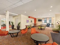 Staypineapple, University Inn, University District Seattle Hotels near Northgate