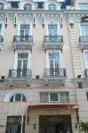 Hotel Luxembourg Hotels in Ladadika