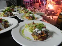 44 on Ennis Guest Lodge and Restaurant - - sarapan
