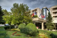 Hotel Dumbrava Hotels in 