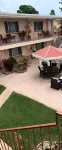 Carlton House Motel and Suites - Motels