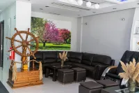 Hotel Mediterrane - ที่มีที่จอดรถ