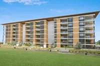 Darwin Waterfront Apartments - Condos