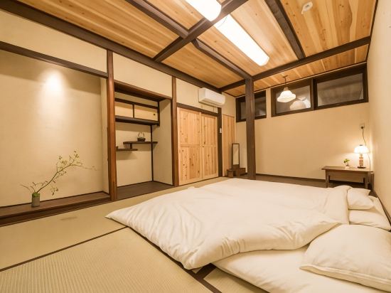 吉田の小さな宿 入ル