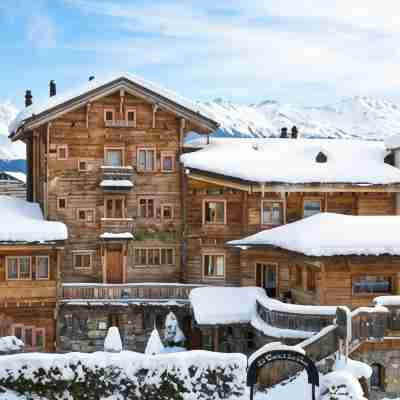 Hostellerie du Pas de l'Ours, Relais & Châteaux Hotel Exterior