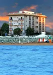 Hotel Ca' Bianca Hotels near Playa del Sol