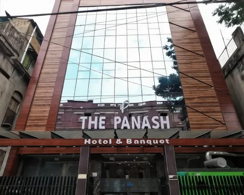 The Panash Hotel & Banquets Hotels near Writer's Building