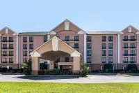 Comfort Inn Pensacola - University Area Các khách sạn ở Ferry Pass