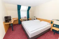 AKZENT Parkhotel Trebbin Hotels in der Nähe von Spargel- und Erlebnishof Klaistow