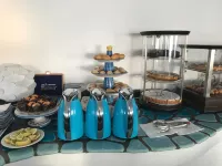 Hotel Holiday - breakfast