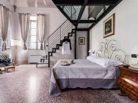 Tenuta Guinigi Antico Borgo di Matraia - Exclusive Holidays Apartments & Pool Hotels in Capannori