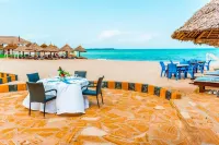 Best Western Jangwani Sea Breeze Hotel - Pools