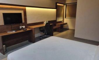 Club Azzurro Resort - Nalsarovar